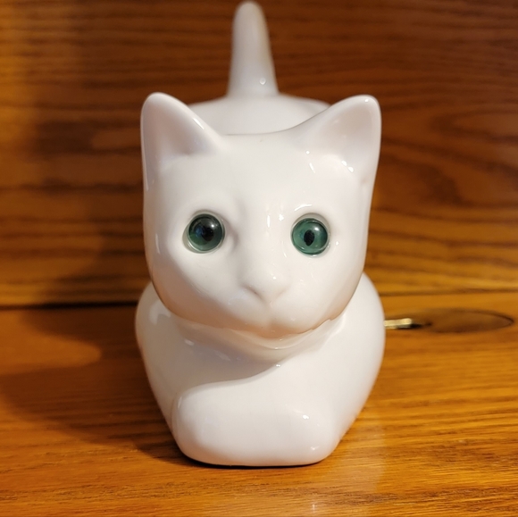 Vintage Elpa Alcobaca White Playful Green Eyed Cat Figurine, Ceramic, Portugal - Picture 4 of 6